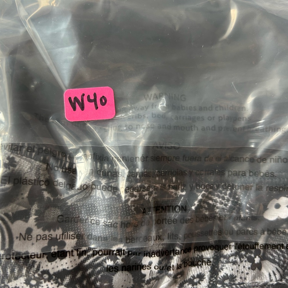 Lululemon Speed Short Size 4 SeaWheeze Counter Culture White/Black Running - Picture 13 of 13